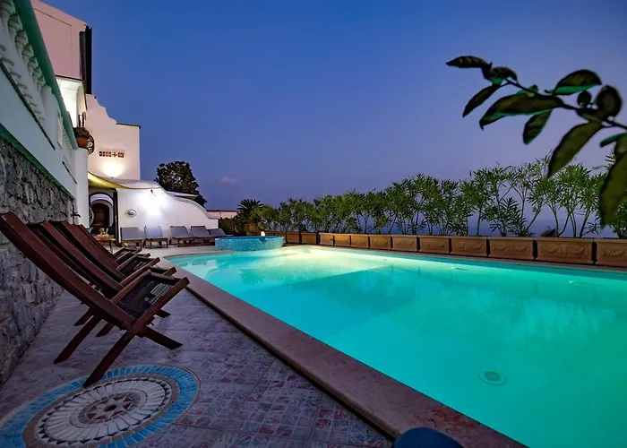 Elena וילה קונקה דיי מריני